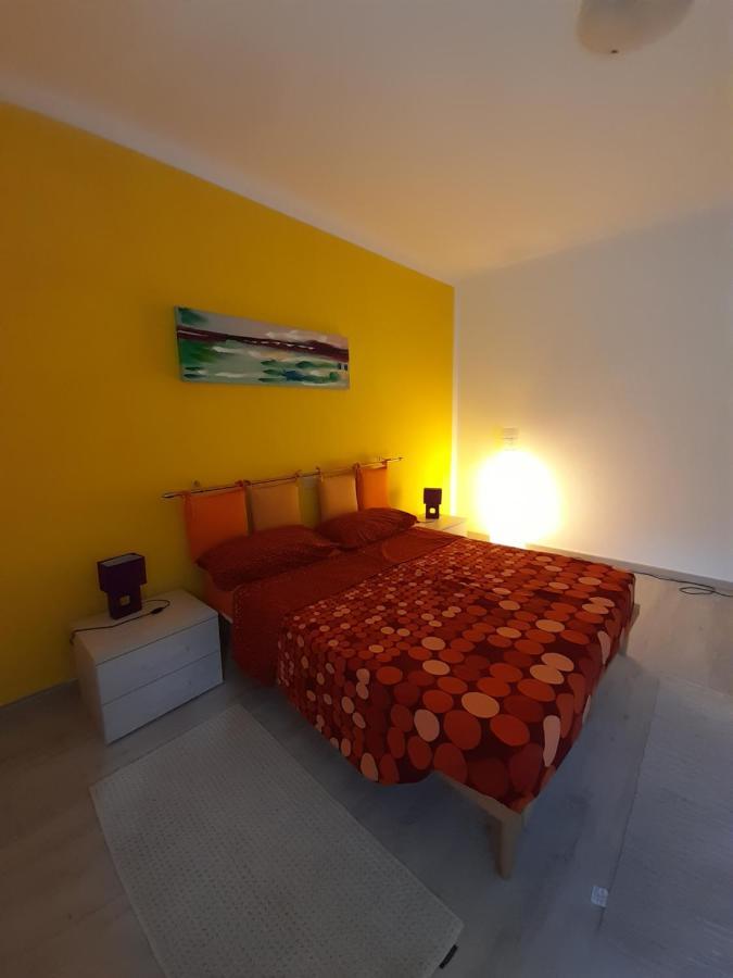 Casa Vacanze Claudette Arco Luaran gambar