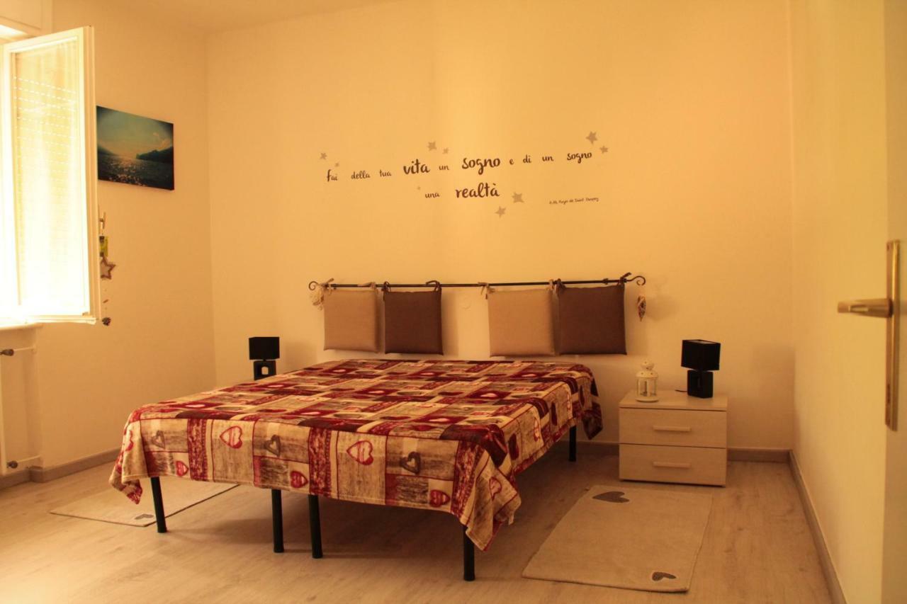 Casa Vacanze Claudette Arco Luaran gambar